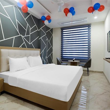 Hotel Bliss Zirakpur 外观 照片