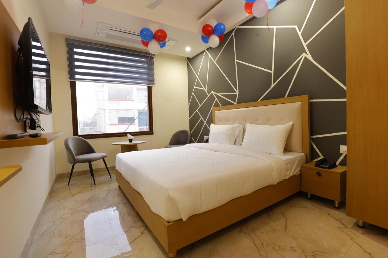 Hotel Bliss Zirakpur 外观 照片